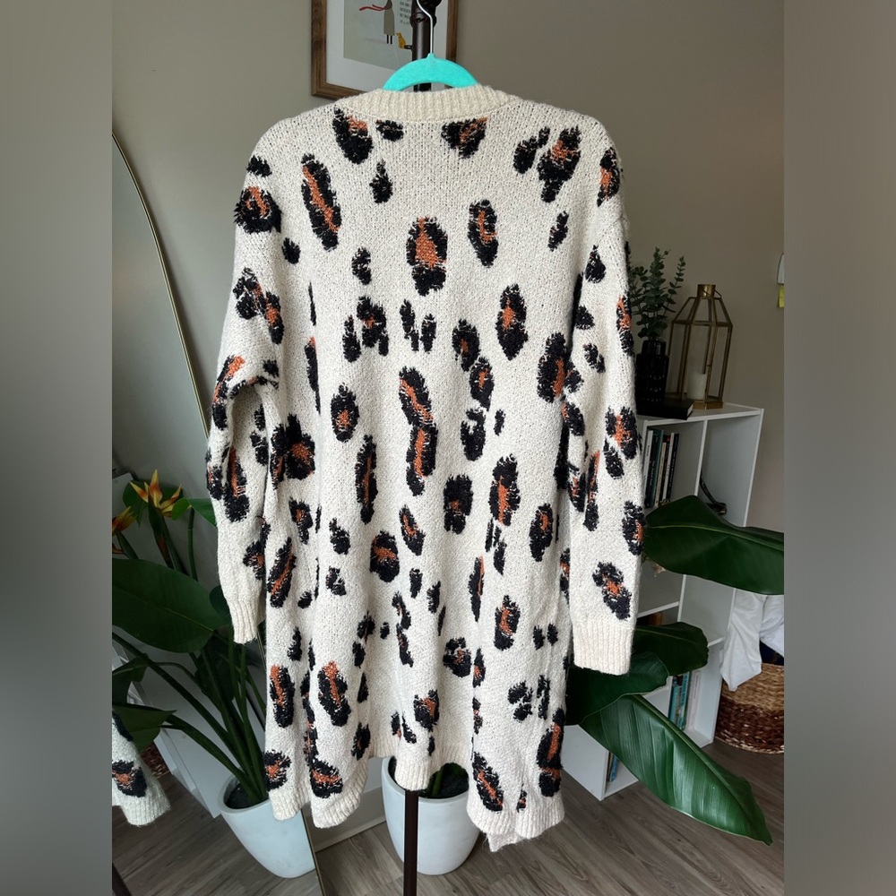 Cardigan - Picture 2 of 2